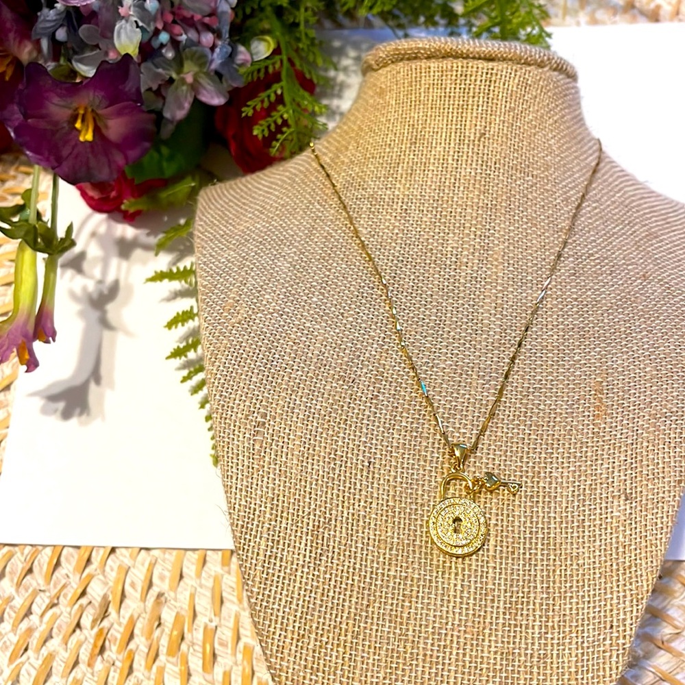 gold lock and key‎ necklace stainless steel 17”